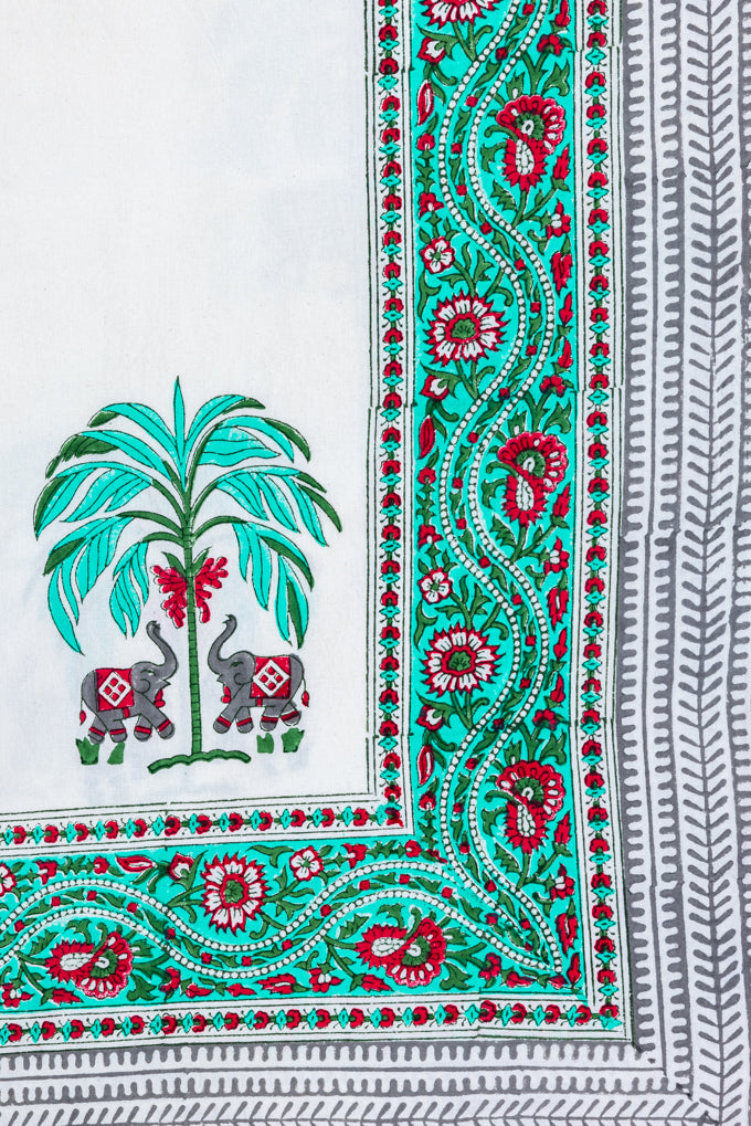 ملاءة سرير قطنية جنوبية بنقشة شجرة نخيل خضراء وفيل