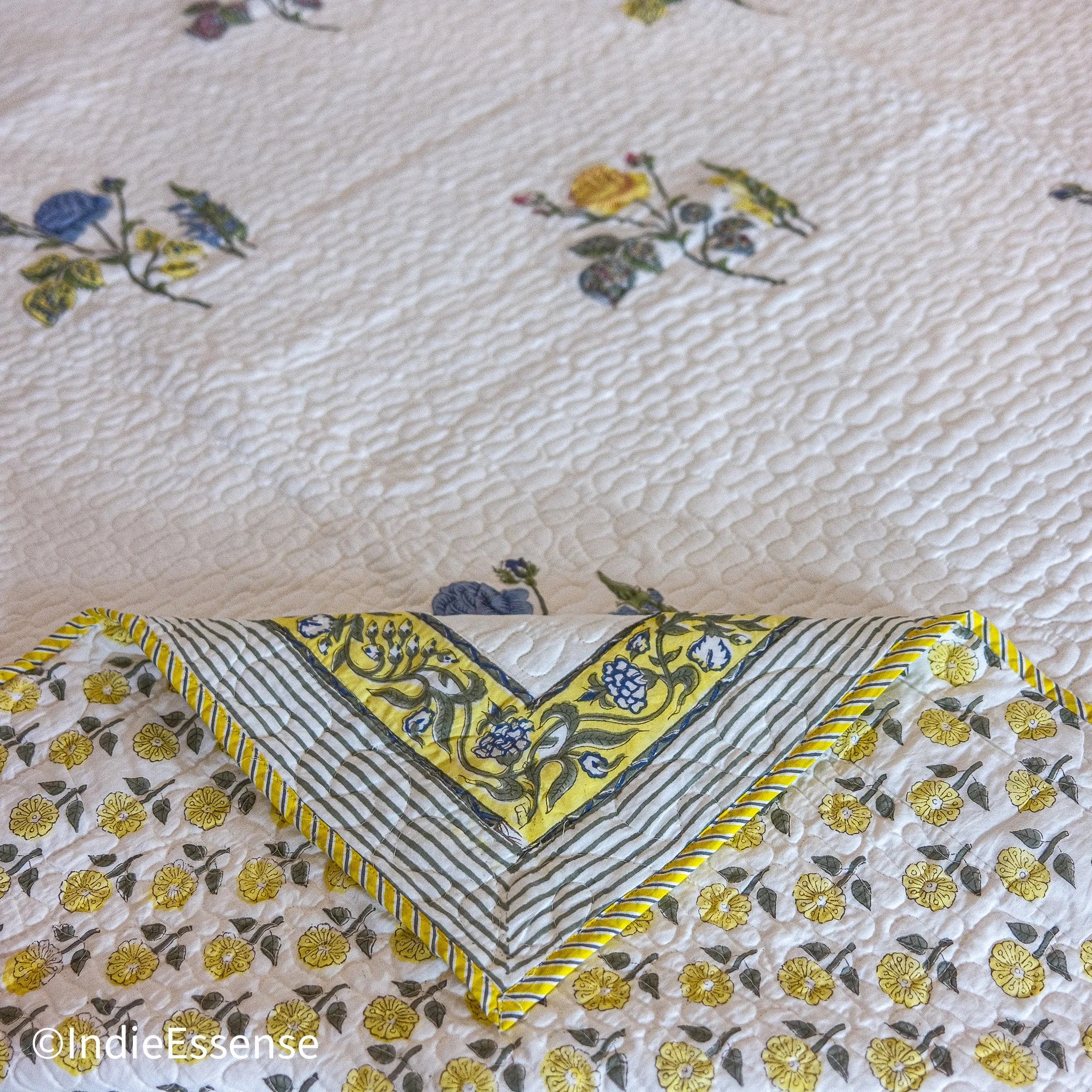 Handblock Printed (Reversible) Quilt - Yellow Roses