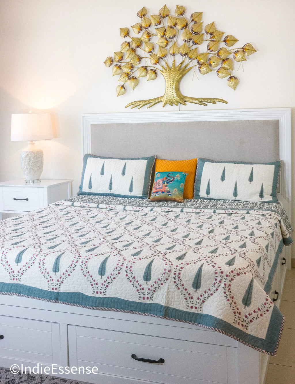 Handblock Printed (Reversible) Quilted Bedspread - Gray Feather