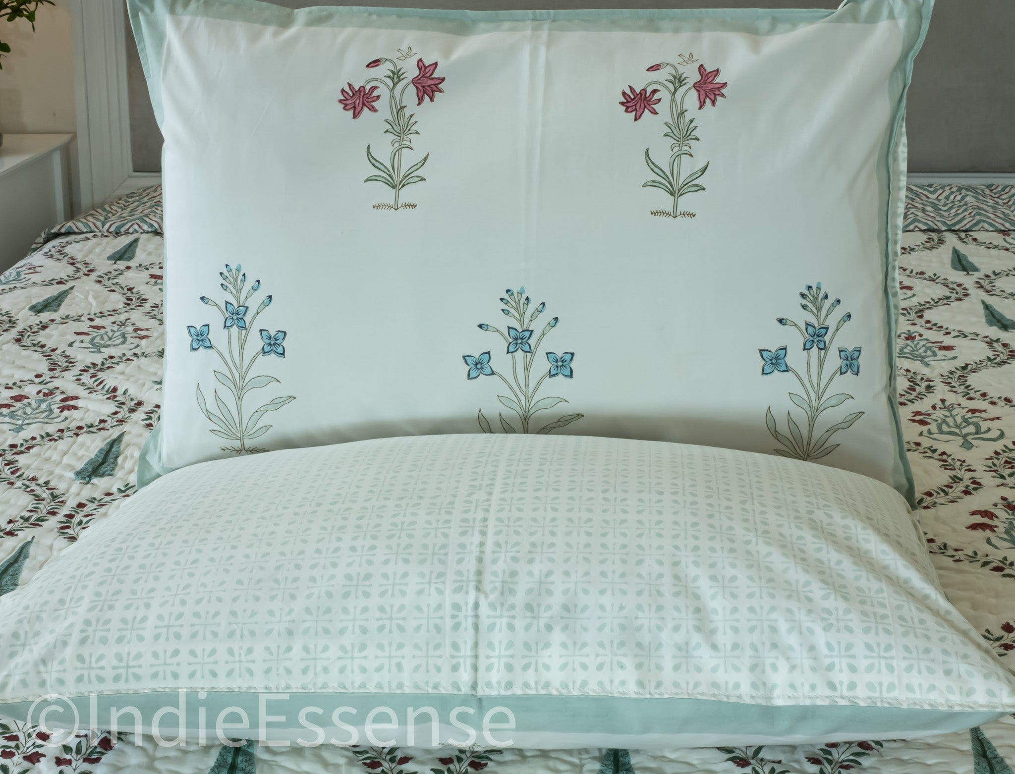 Blue Red Floral Percale Bedsheet