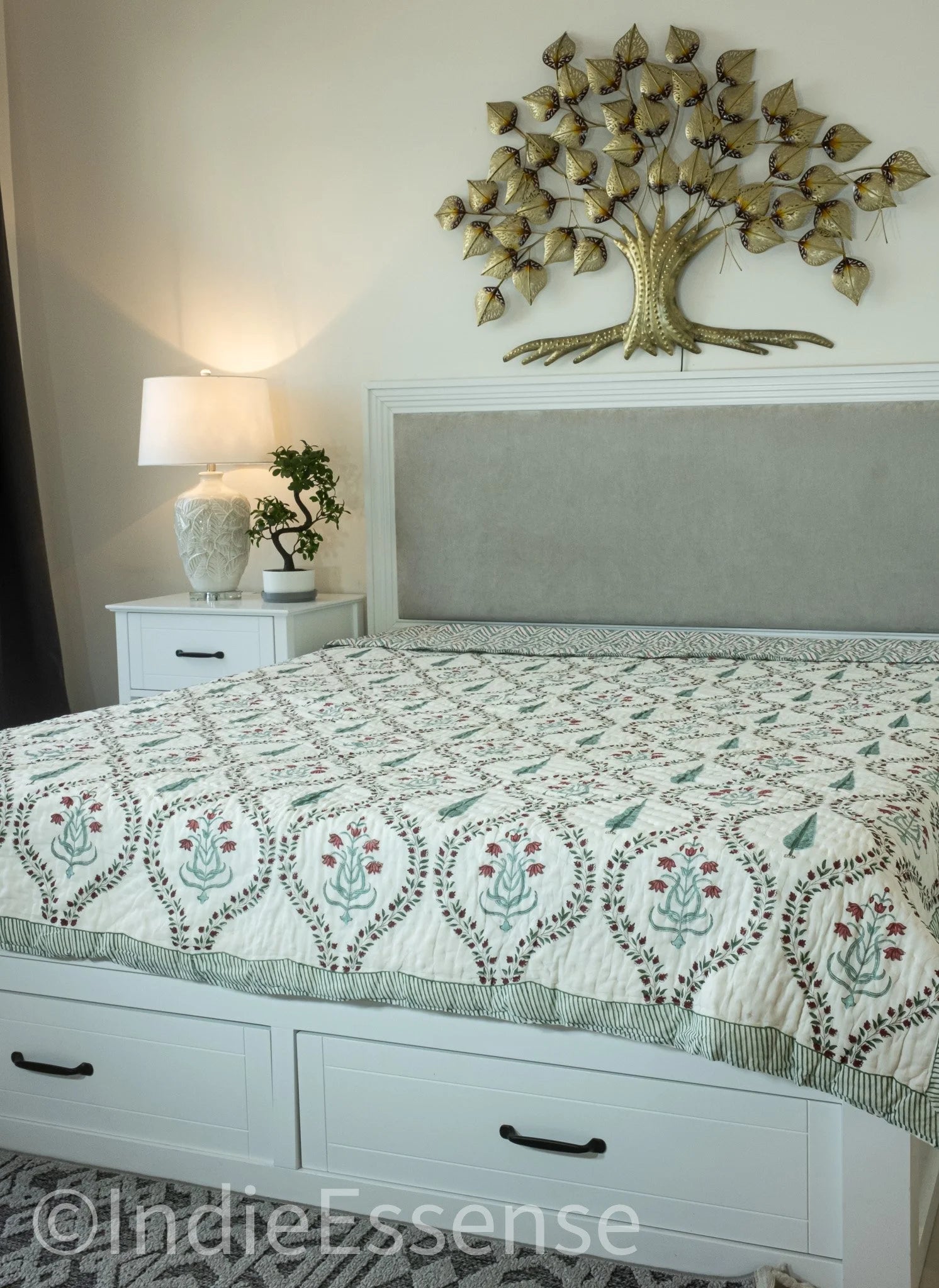 Handblock Print (Reversible) Mulmul Quilt – Blue Red Floral