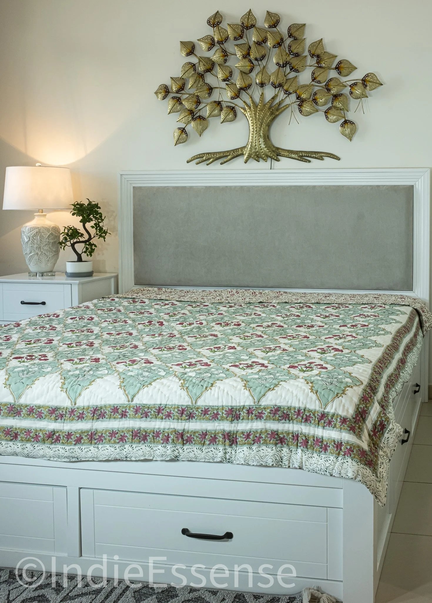 Handblock Print (Reversible) Mulmul Quilt – Cyan Red Floral