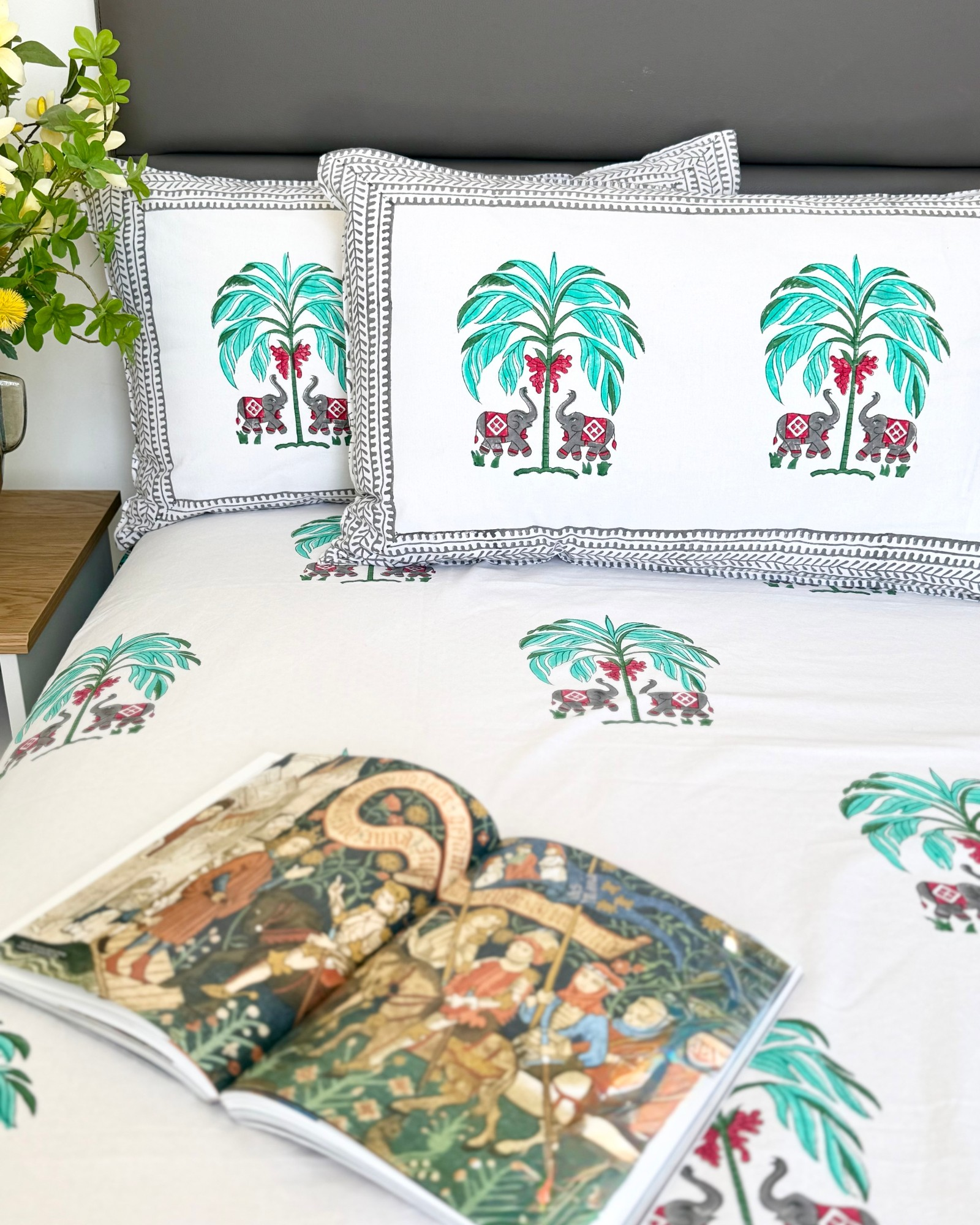Green Palm Tree and Elephant South Cotton Bedsheet