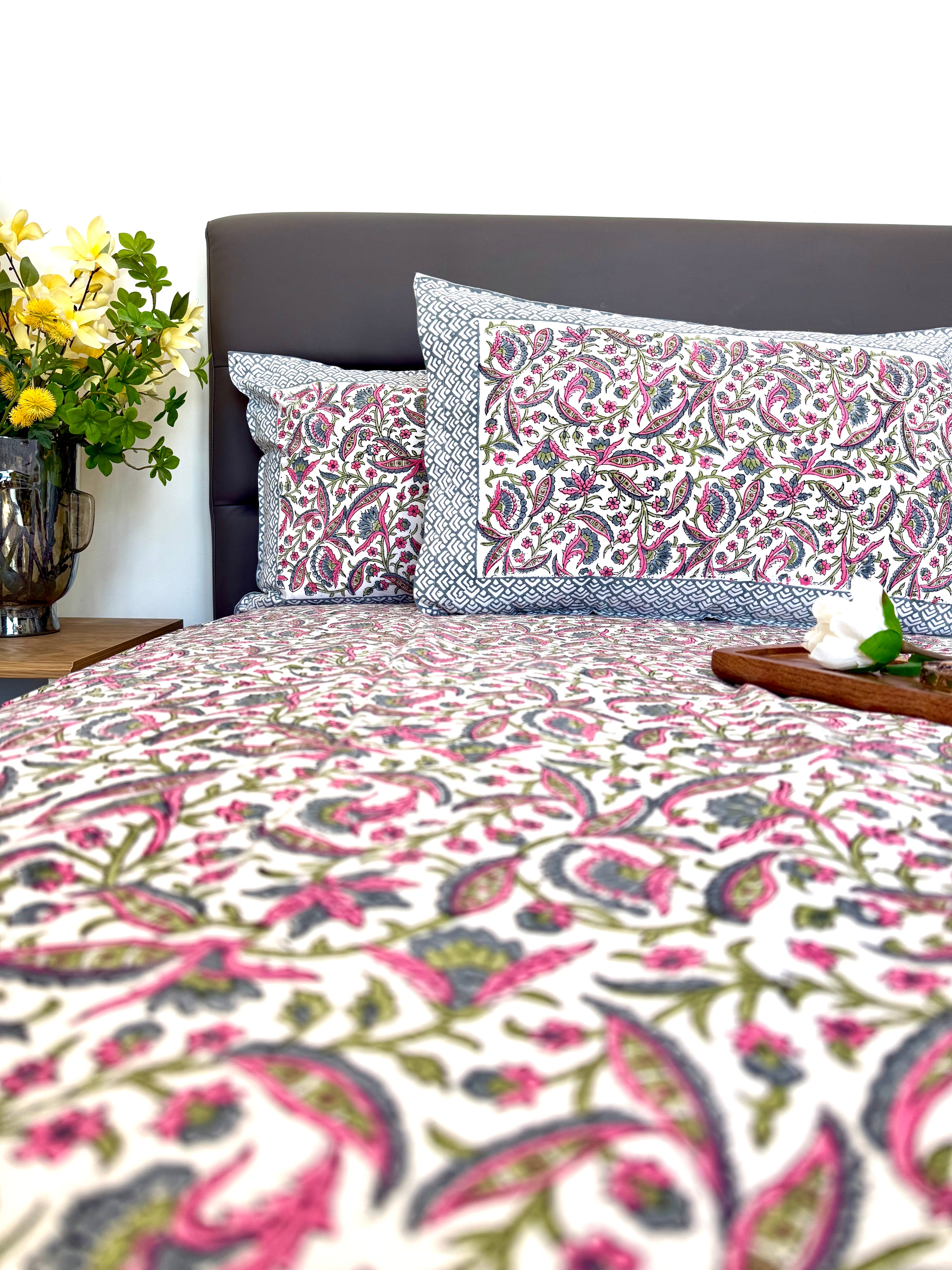 Multicolor South Cotton Bedsheet