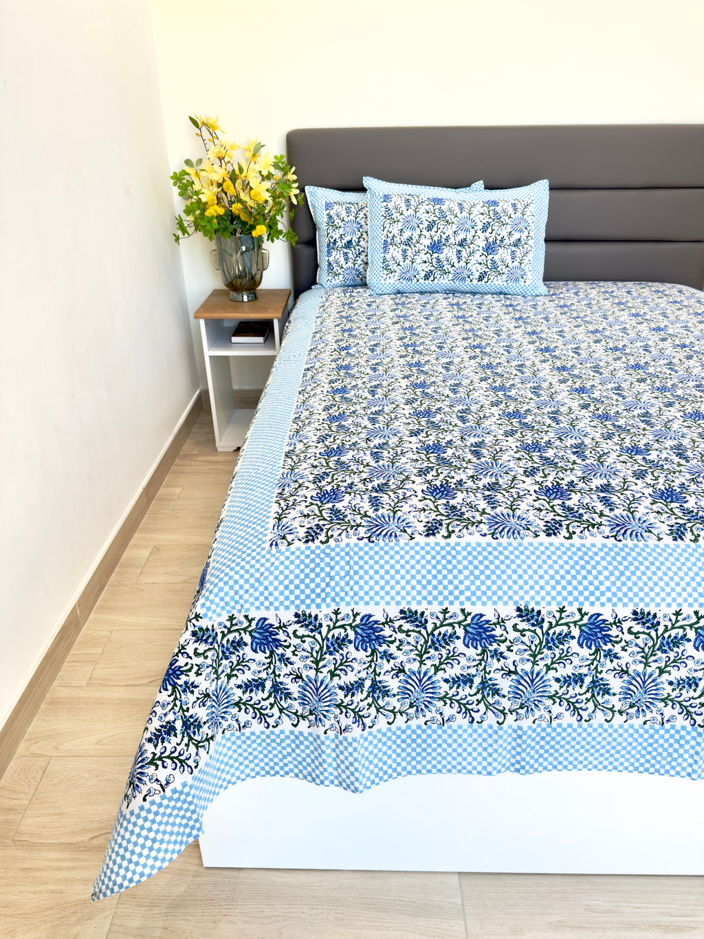 Blue Floral South Cotton Bedsheet