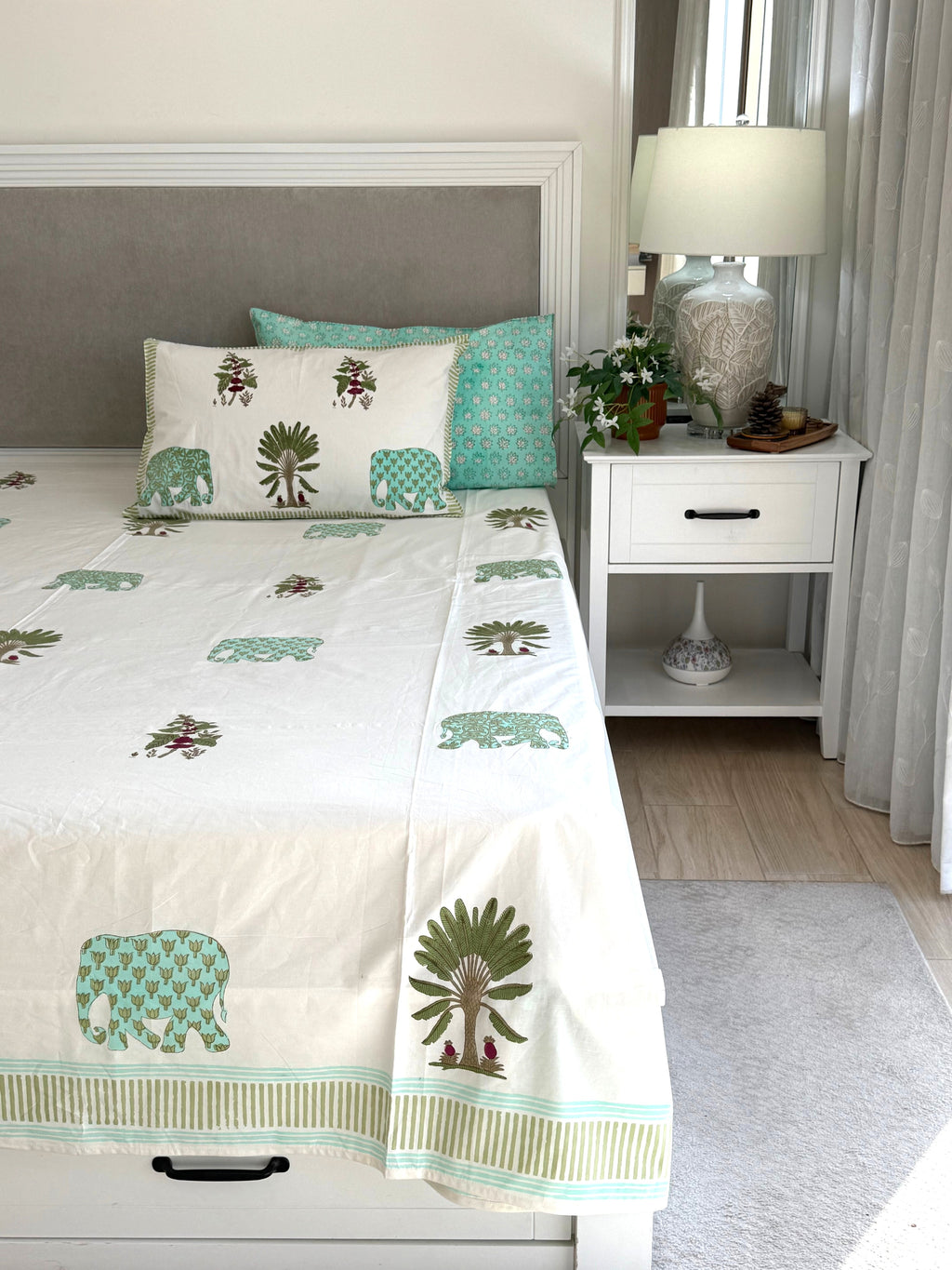 Elephant and Palm Percale Bedsheet