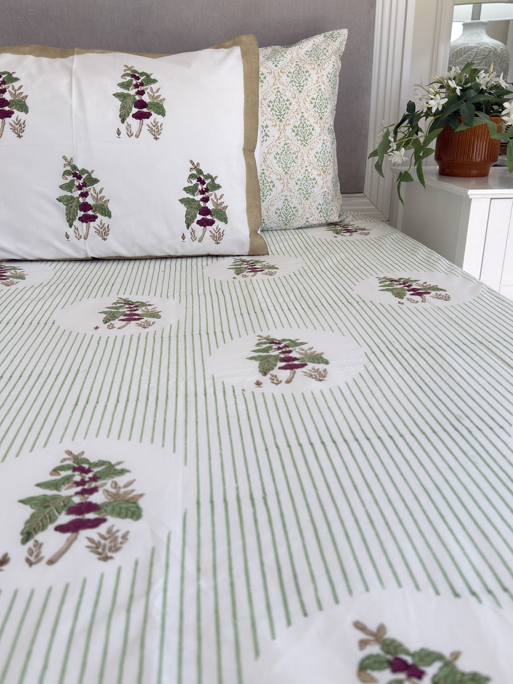 Verdant Bedsheet