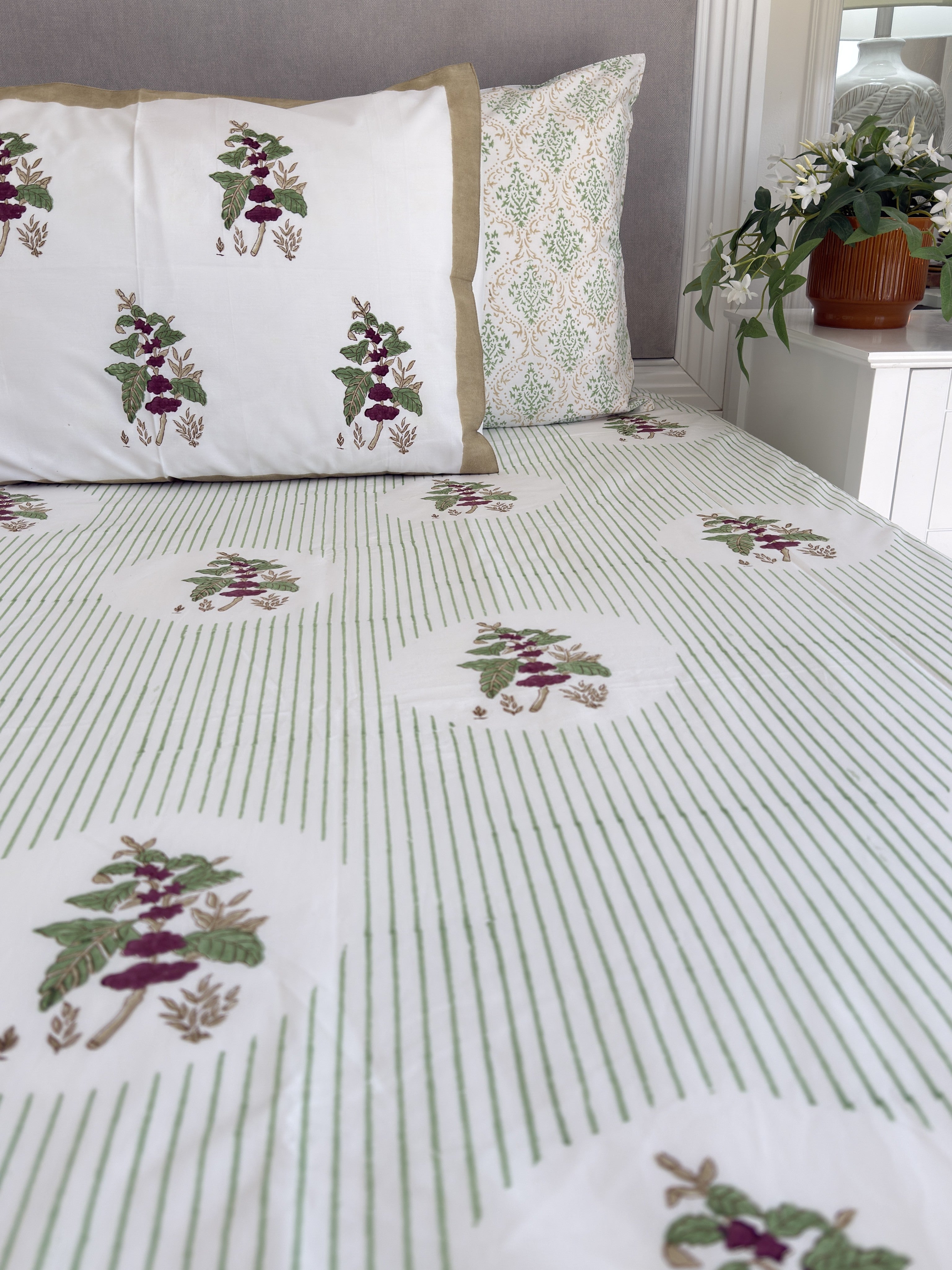Verdant Bedsheet