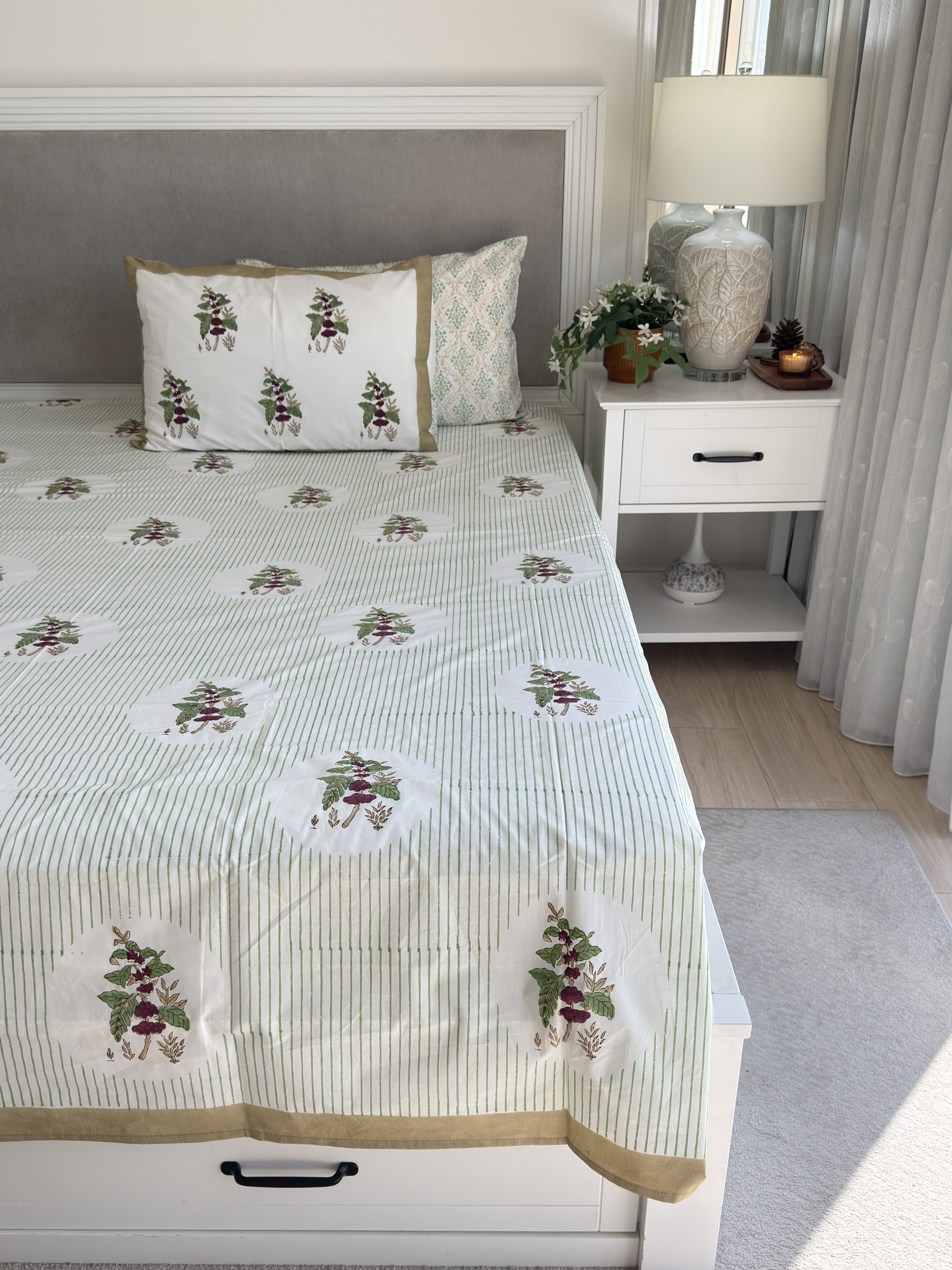 Verdant Bedsheet