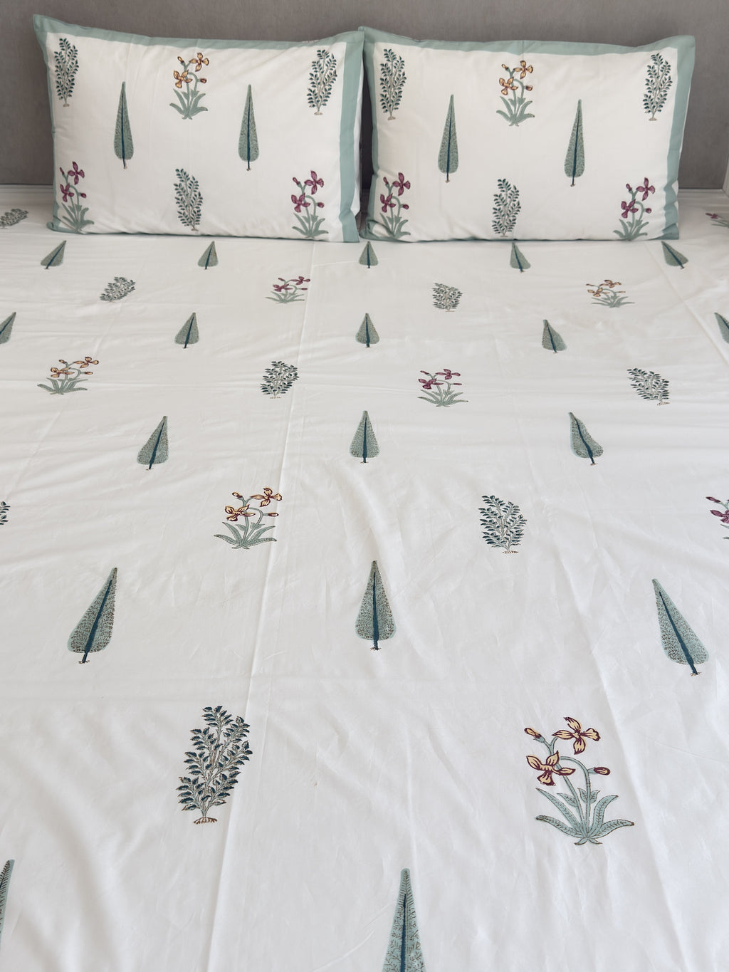 Gulnaar Bedsheet