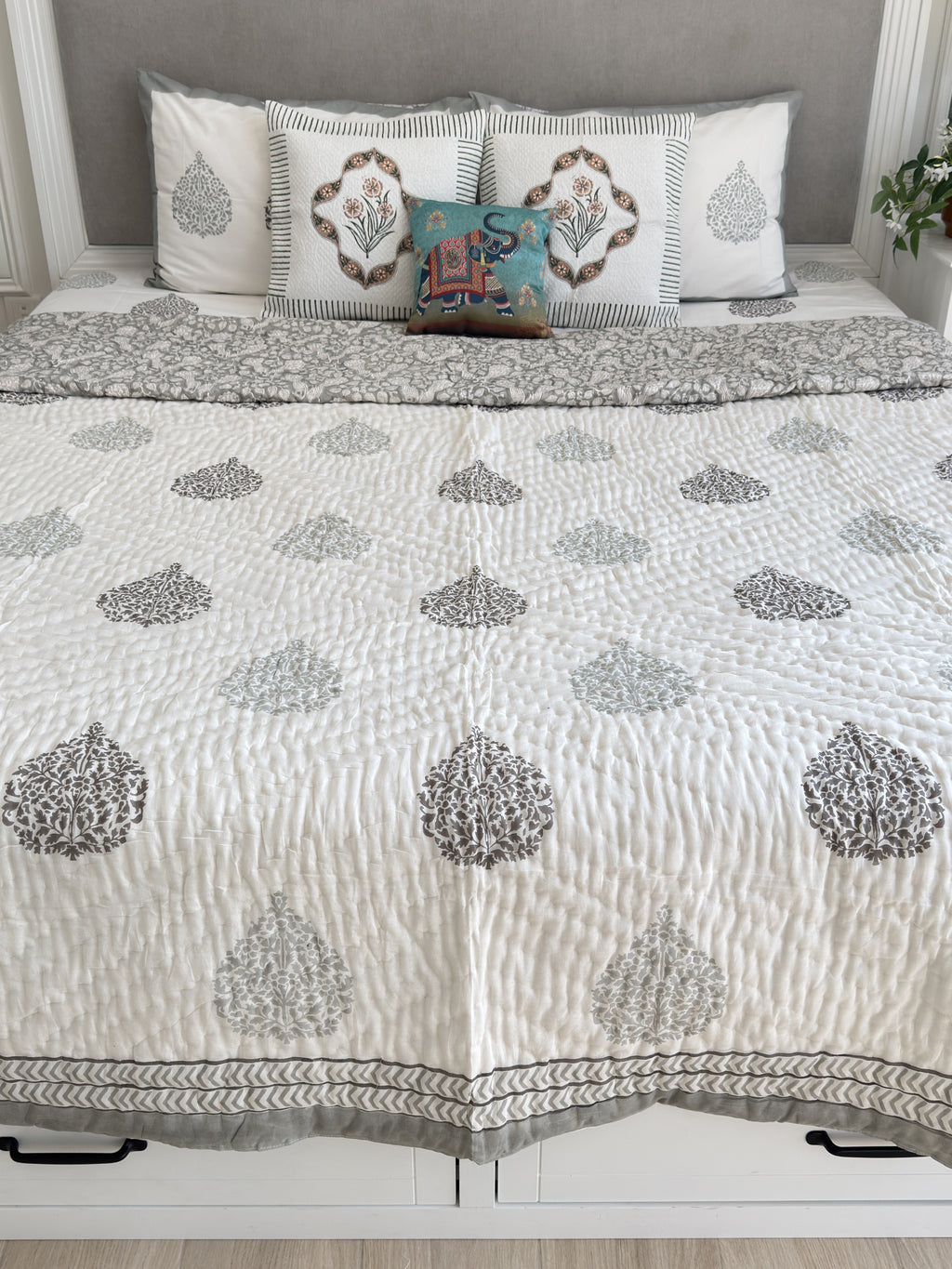 Mayura Muslin Razai