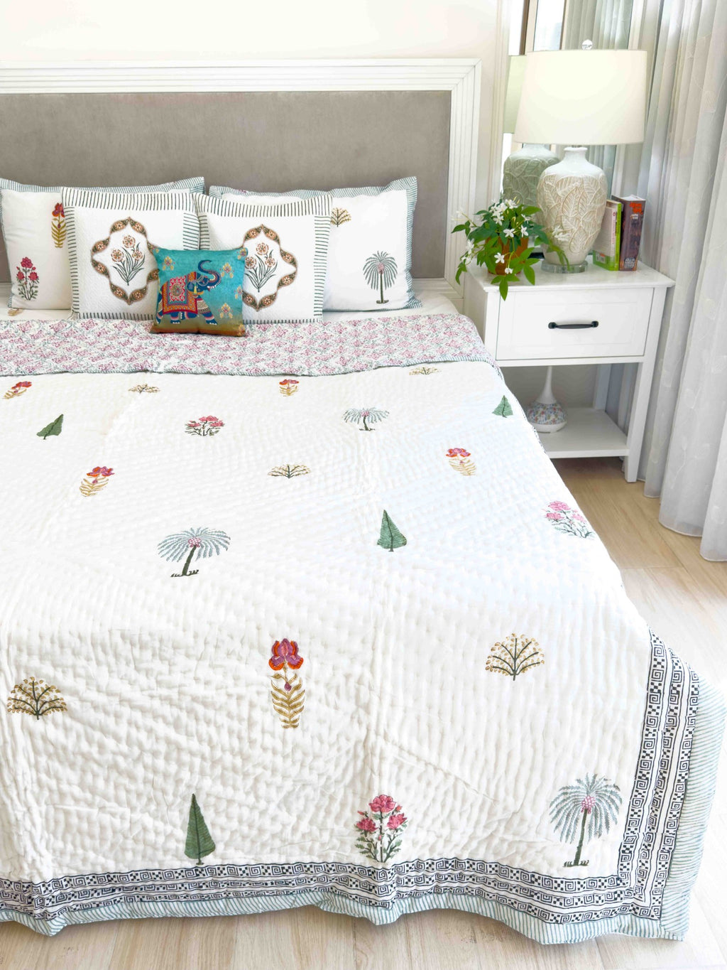 Flora Muslin Razai
