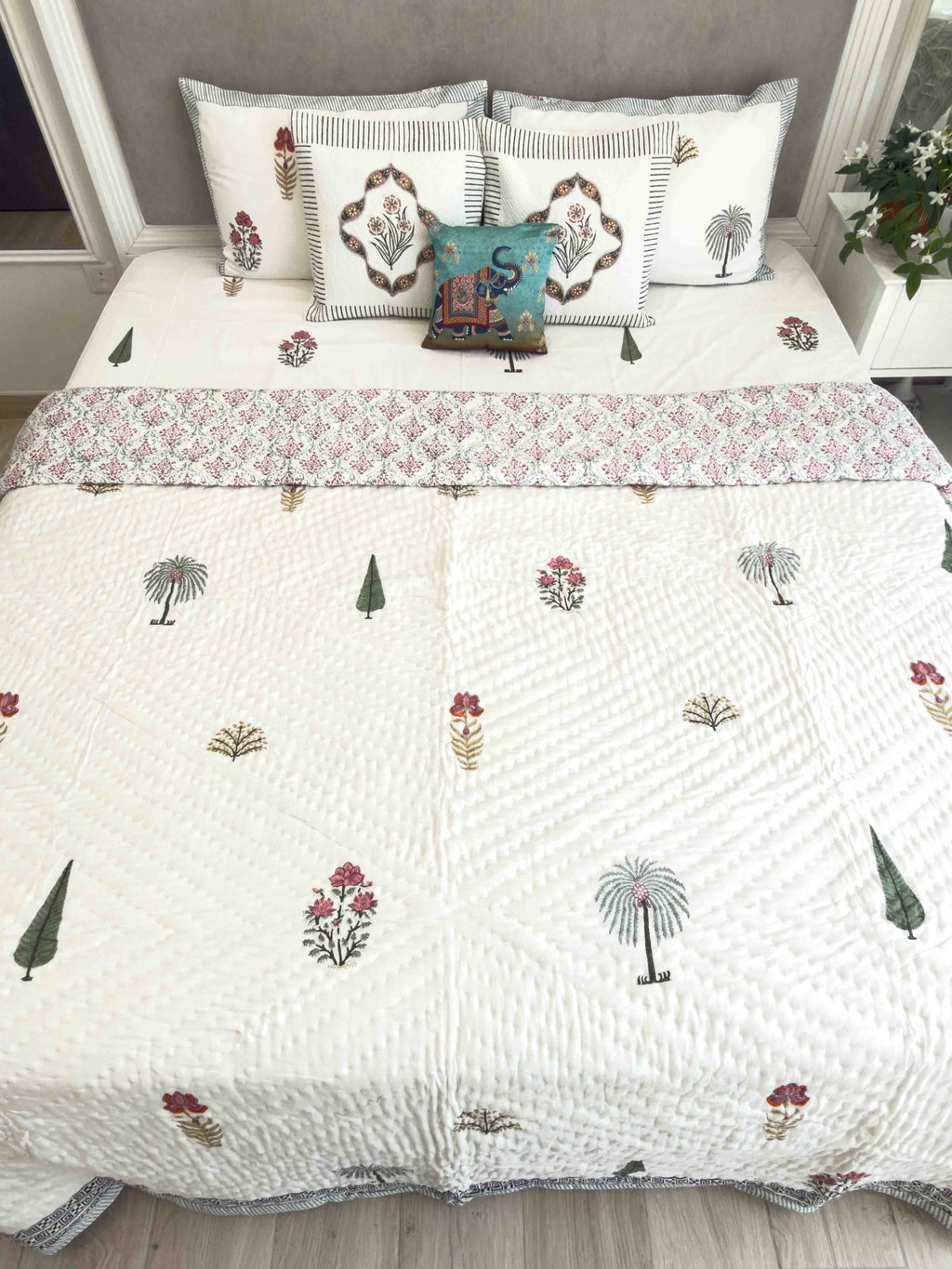 Flora Muslin Razai