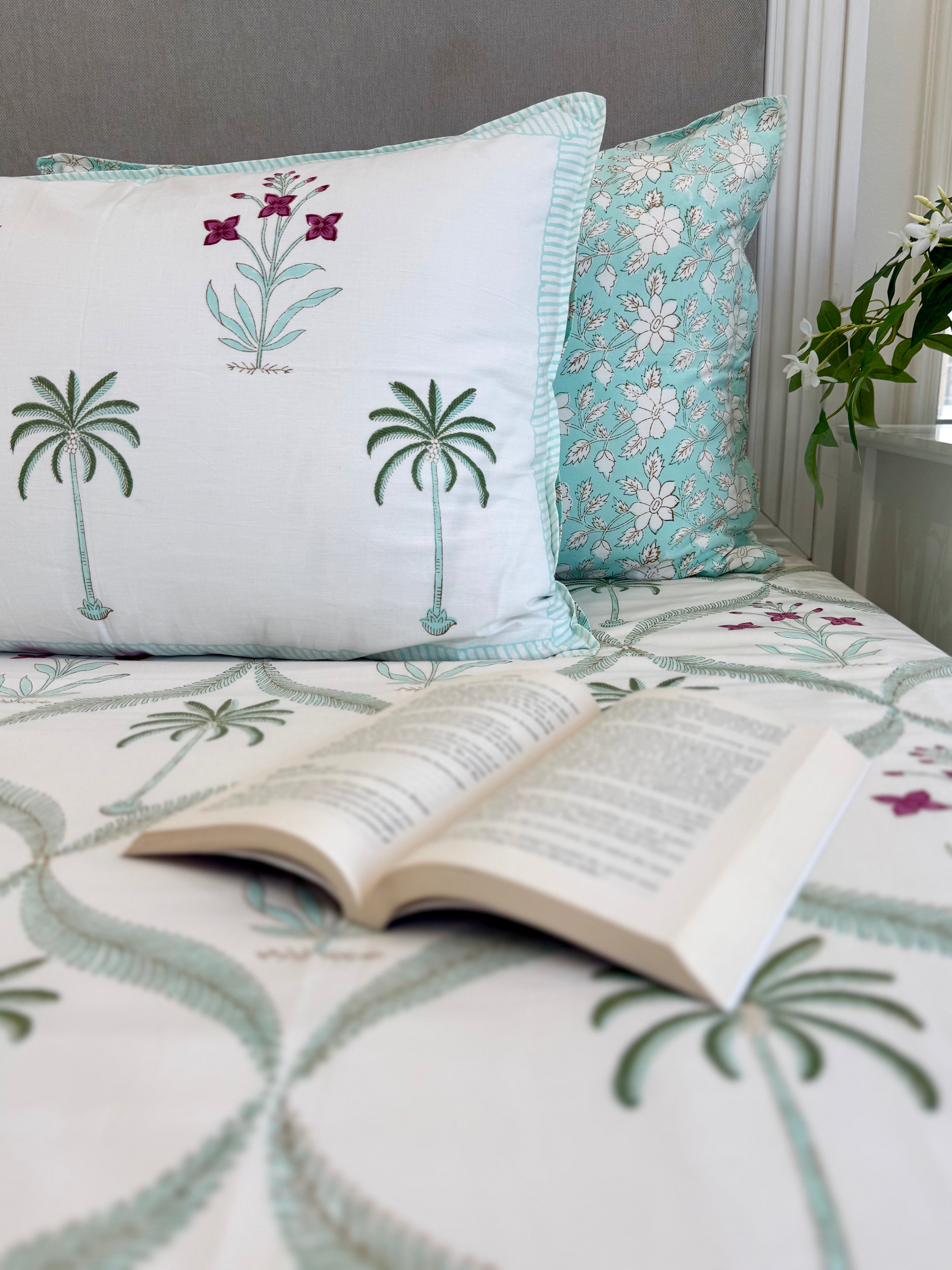Green Palm Tree with Pink Flowers Percale Bedsheet